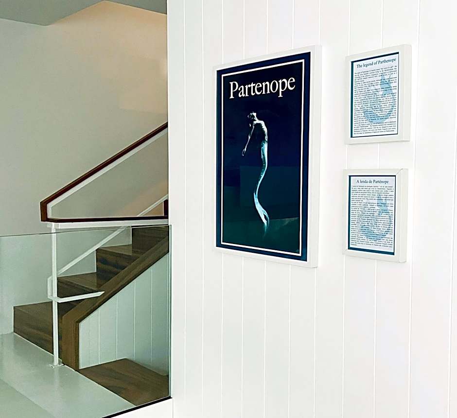 Partenope Hostel and Suites