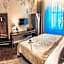 Alfons Boutique Hotel
