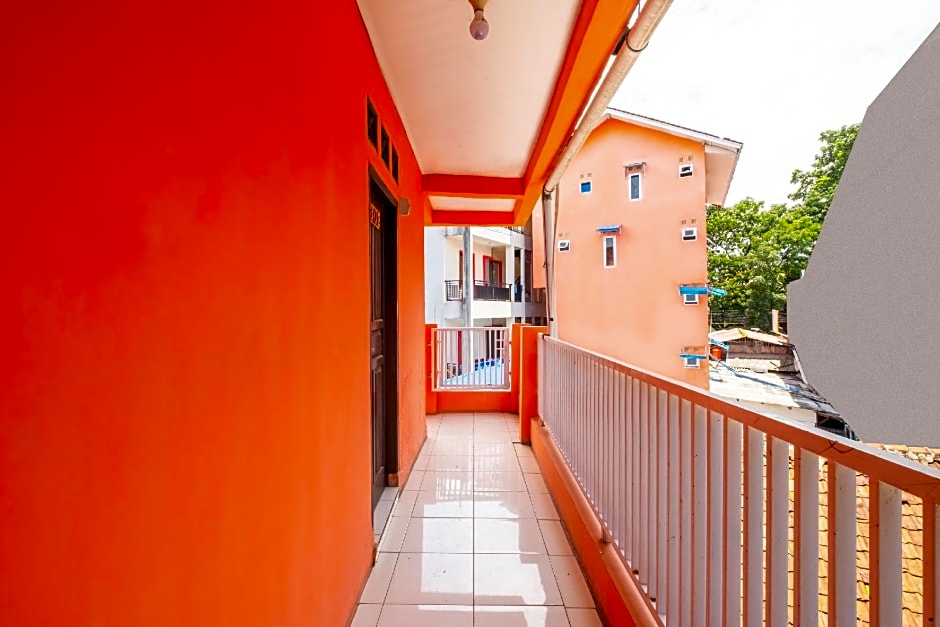 OYO 2562 Pondok Tajlibu Syifa Syariah