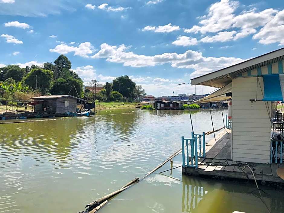 อยู่แพ PaeStay อุทัยธานี