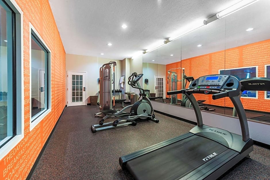 La Quinta Inn & Suites by Wyndham Orange