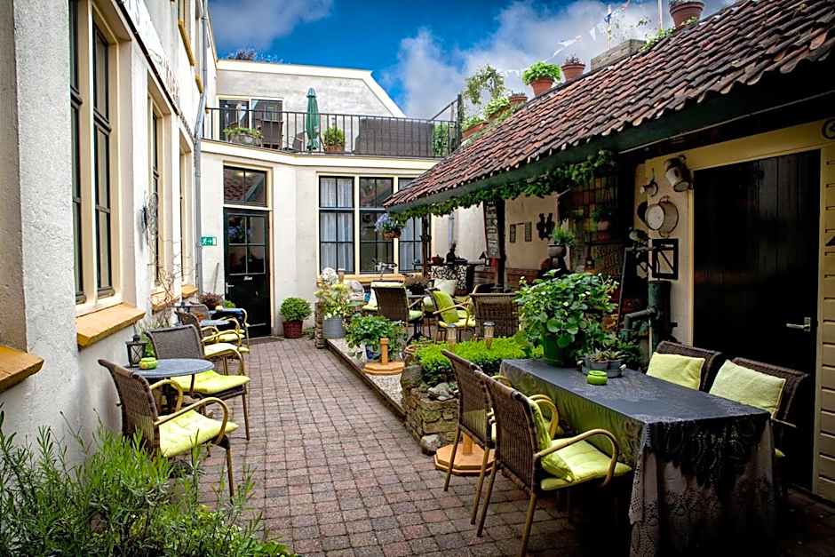 Hanzestadslogement "De Leeuw", logies in het centrum van Deventer