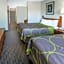 Super 8 by Wyndham Central Pt Medford
