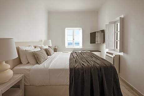 Loft suite panoramic caldera and volcano view