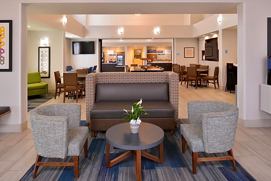 Holiday Inn Express Stockton Southeast, an IHG Hotel