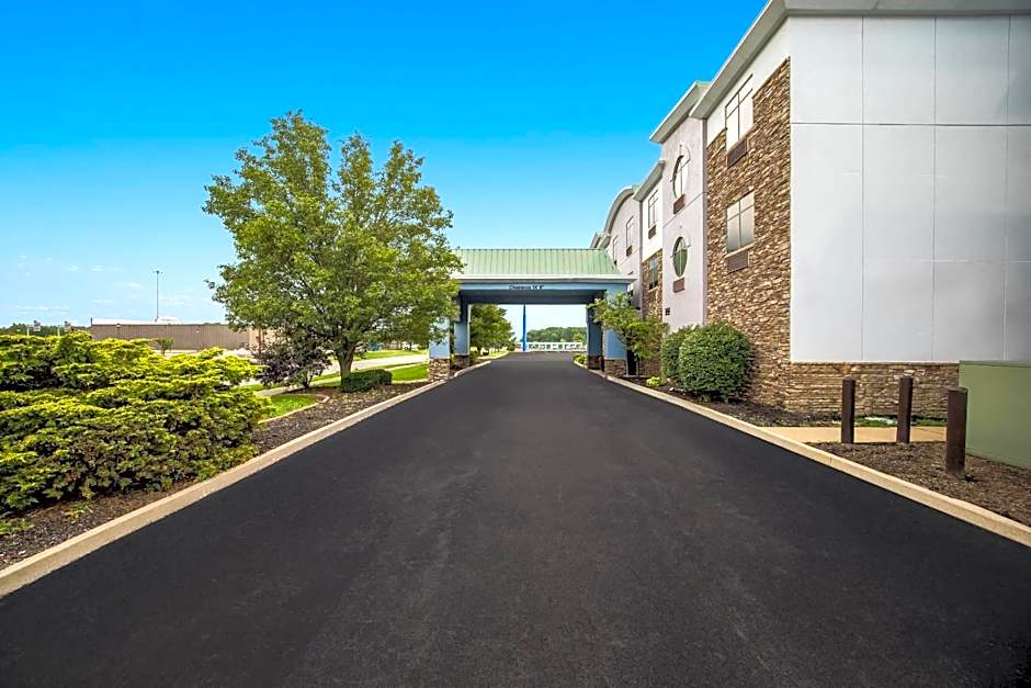 Comfort Suites Perrysburg - Toledo South