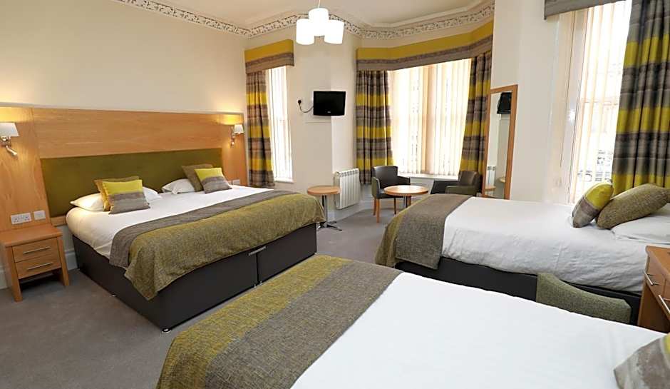 The Famous Star Hotel Moffat