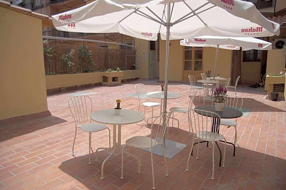 BCN Home Guest House