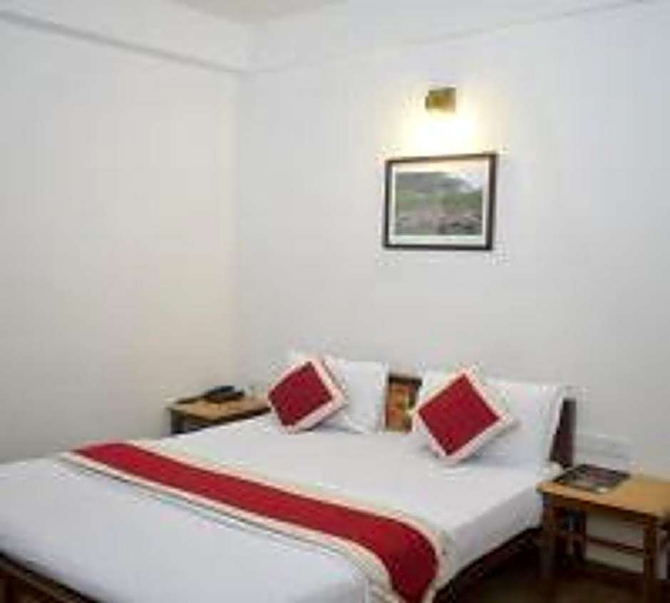 Altius Nest Hotel