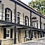 Riverboat Inn & Suites