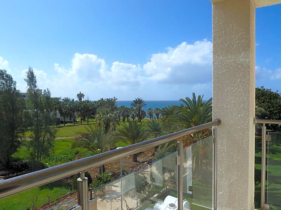 Helios Bay Hotel and Suites