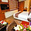 Hotel The Residency