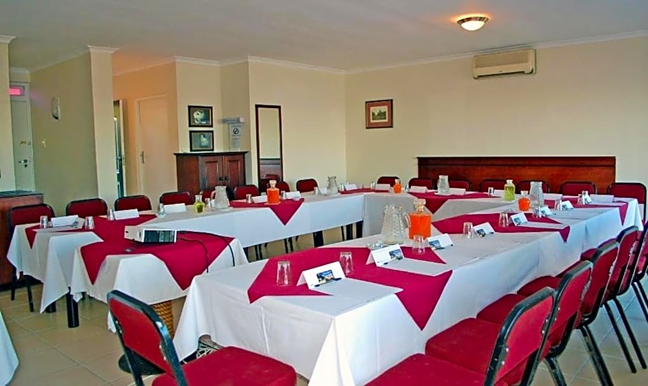 Chapman Hotela and Conference Centre