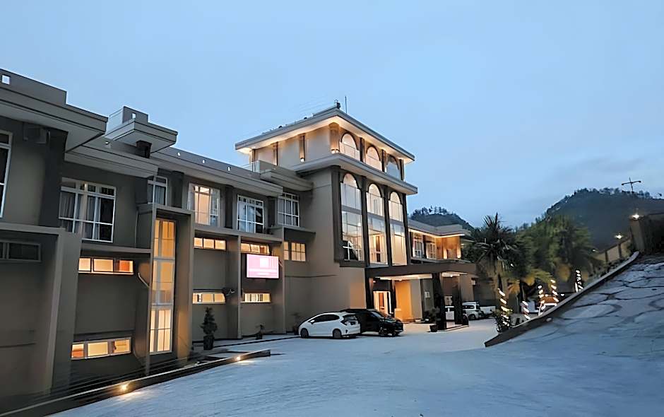 Portola Grand Renggali Hotel Takengon