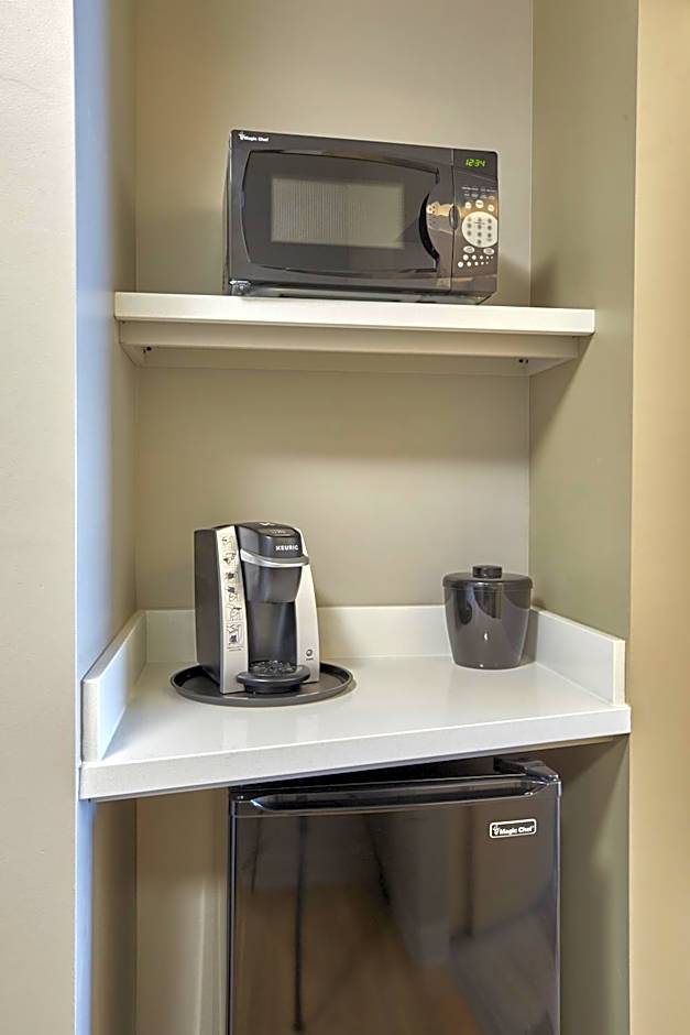 Holiday Inn Express and Suites - Hermiston Downtown By IHG