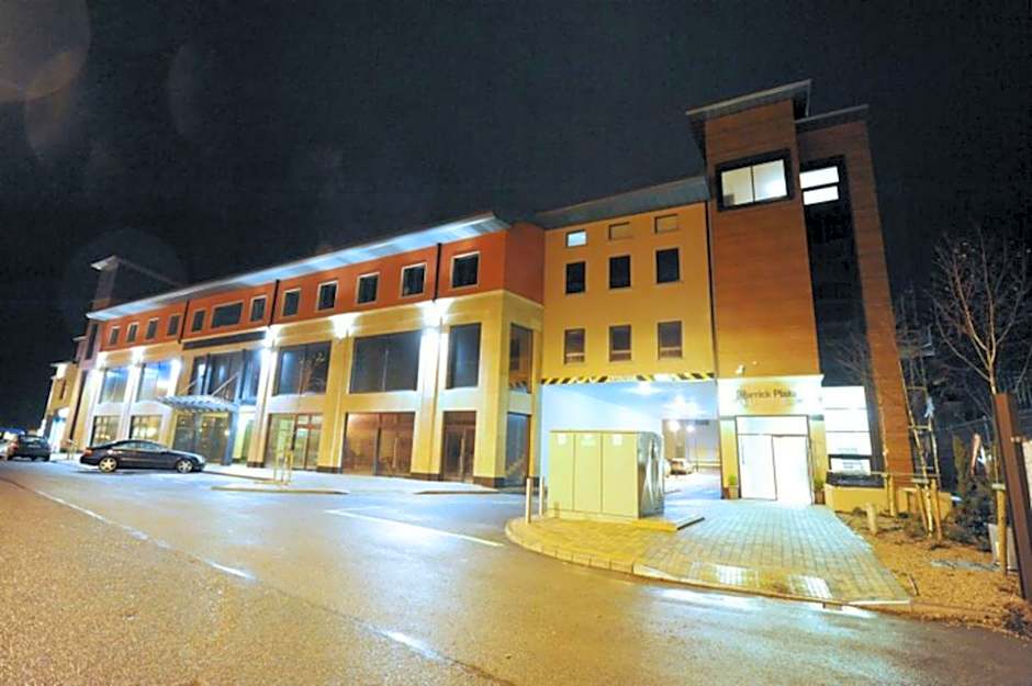 Carrick Plaza Suites and Apartments