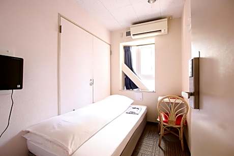 Economy Single Room with Shared Bathroom