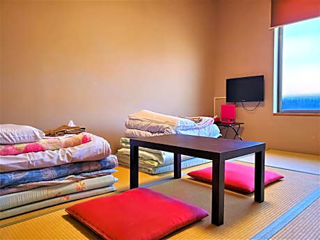 Japanese-Style Room