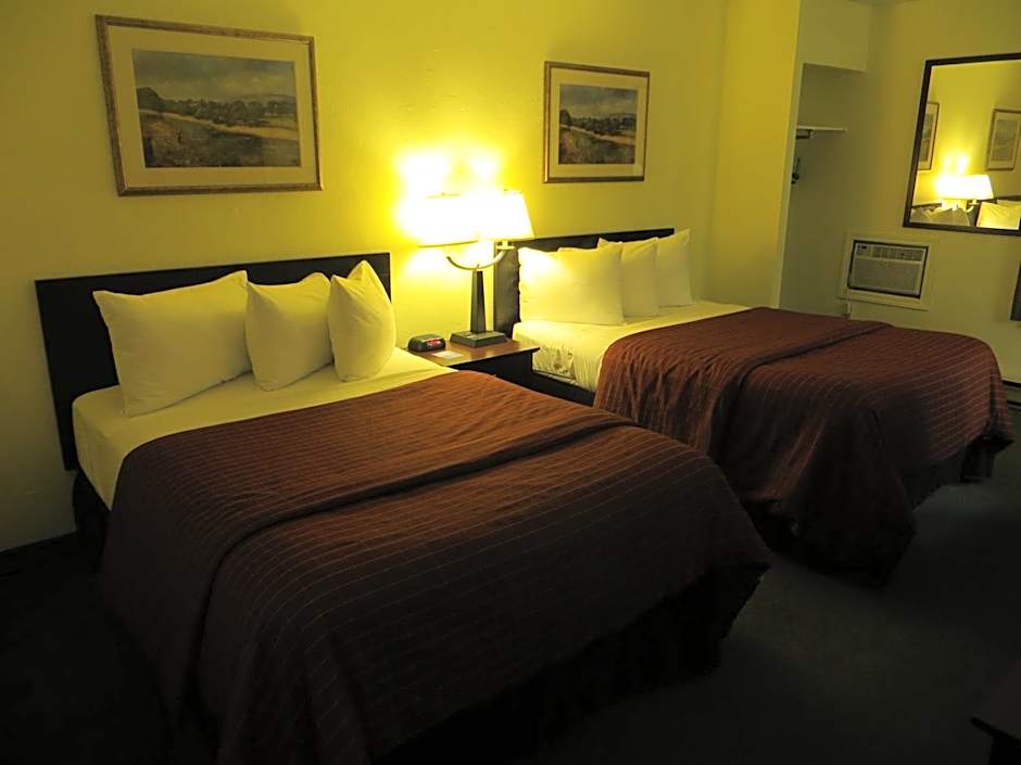 Travelodge by Wyndham Edmonton West