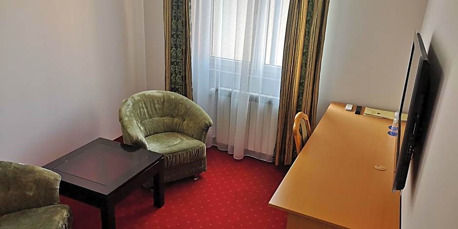 Suite — 5 fotoğraftan 1. fotoğraf