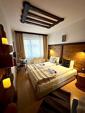 Red House Family house