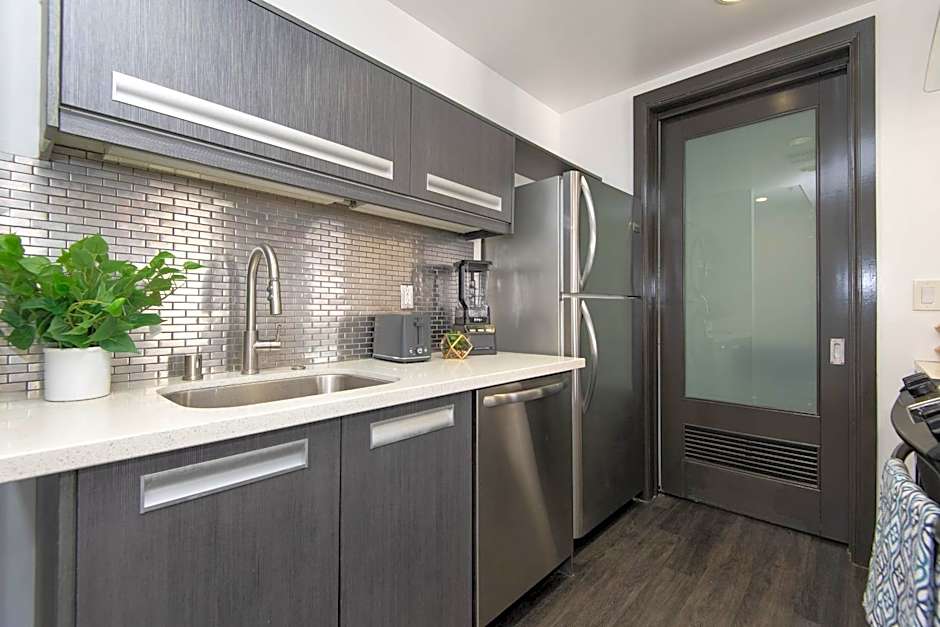 Audemar Boutique Hotel and Apartment Homes