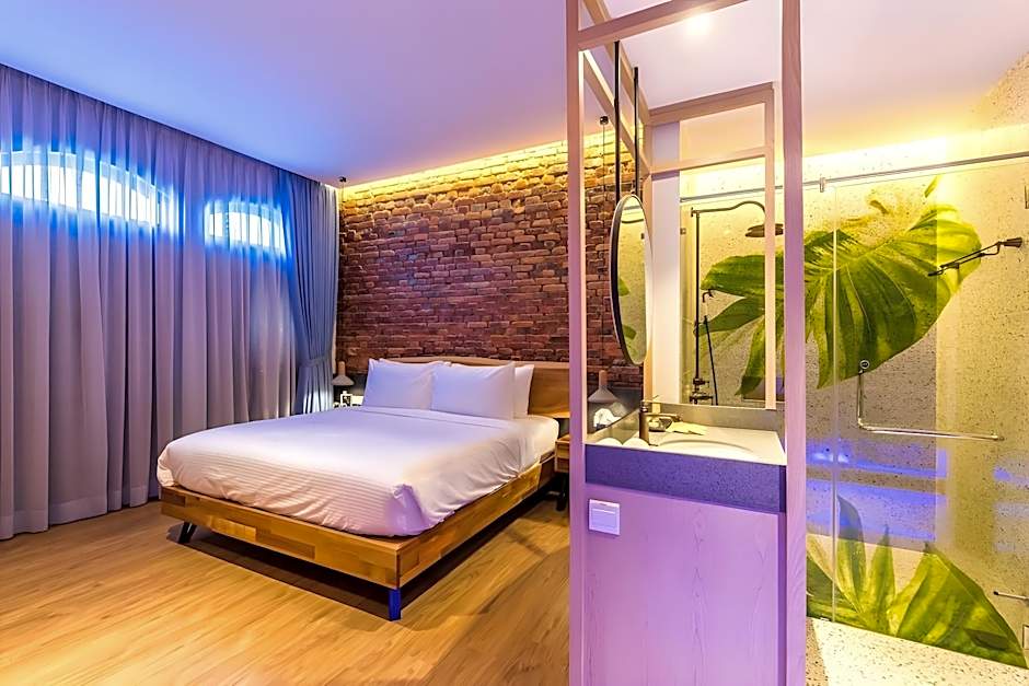 Tien Terrace Macalister