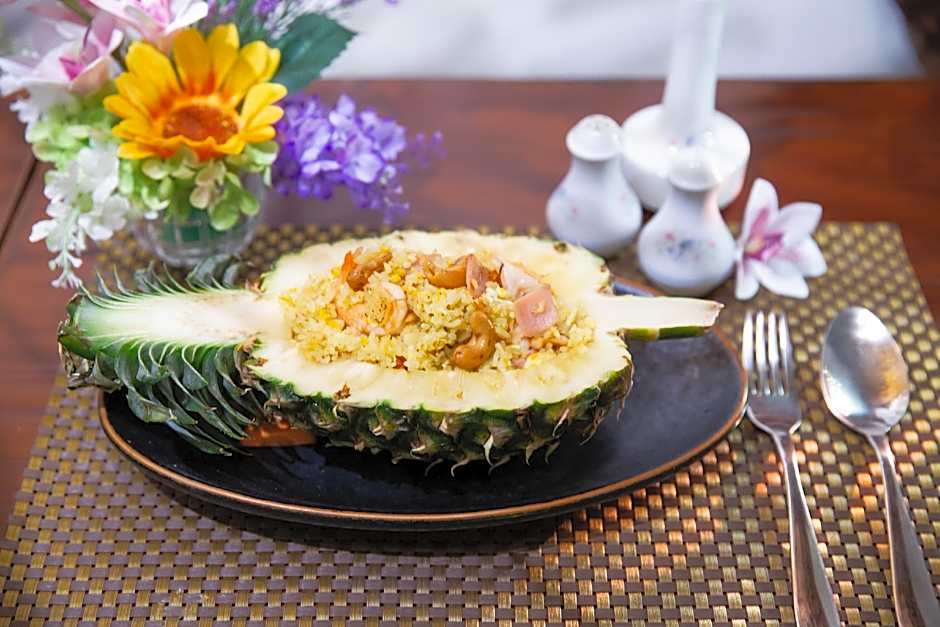 The Tarntawan Hotel Surawong Bangkok