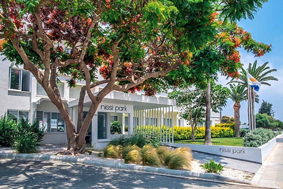 Nissi Park Hotel