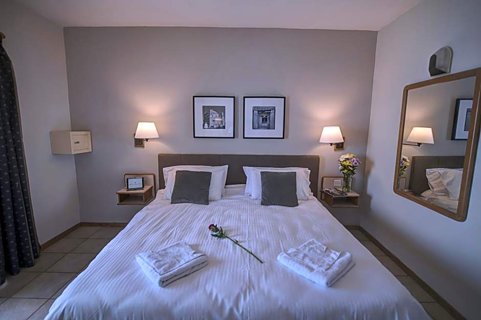 SLIEMA CHALET HOTEL