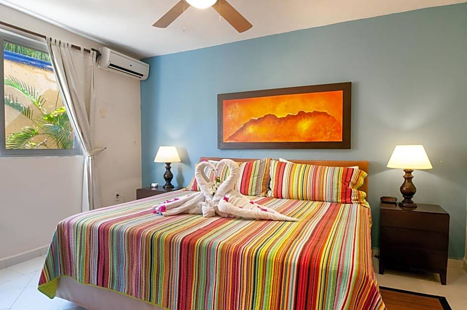 Abbey Del Sol - Beach-steps condos