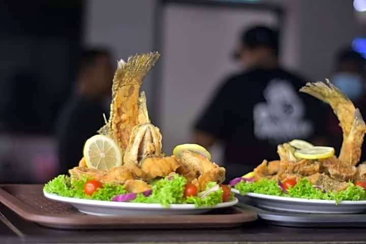 DLAYARAN HOTEL & CAFE