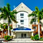 Candlewood Suites Fort Myers/Sanibel Gateway By IHG