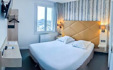 Comfort Double Room Port View