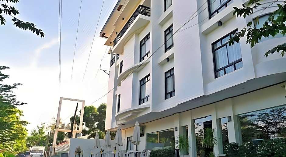 Ipil Suites Puerto Princesa