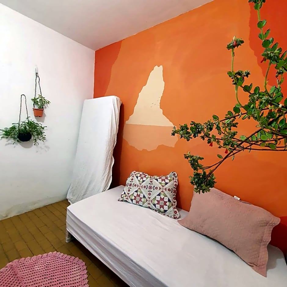 Hostel e Camping da Cris