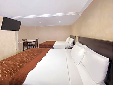 Jacuzzi Suite