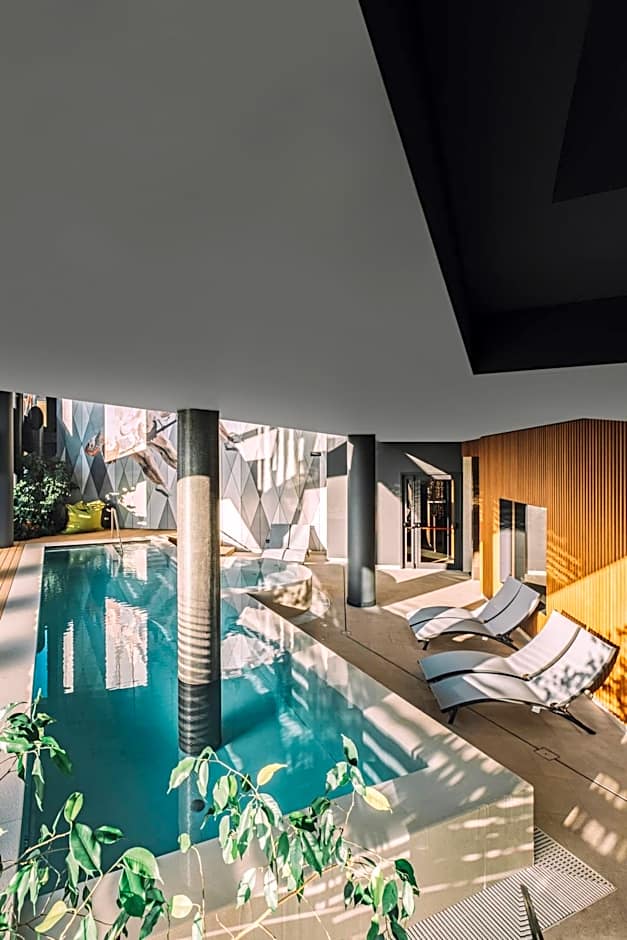 Elite Hotel & Spa