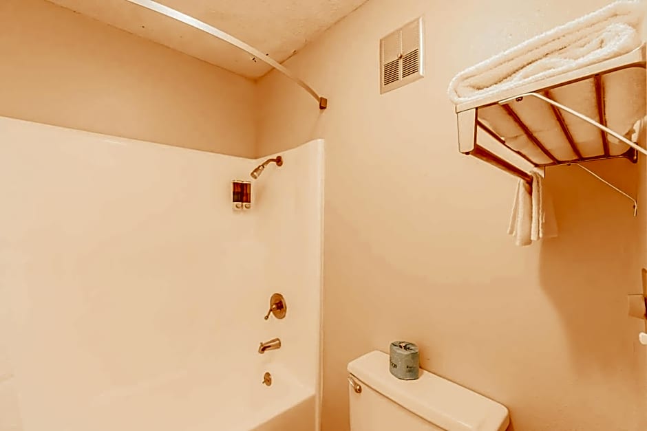 Lone Star Inn by OYO Vernon Texas Hwy 287