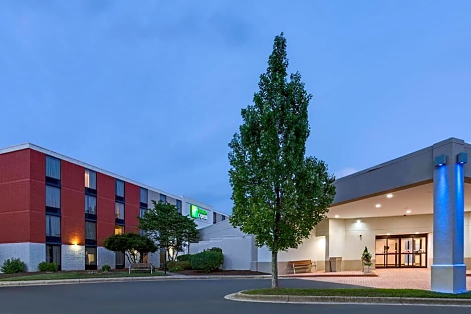 Holiday Inn Express Wilkesboro By IHG