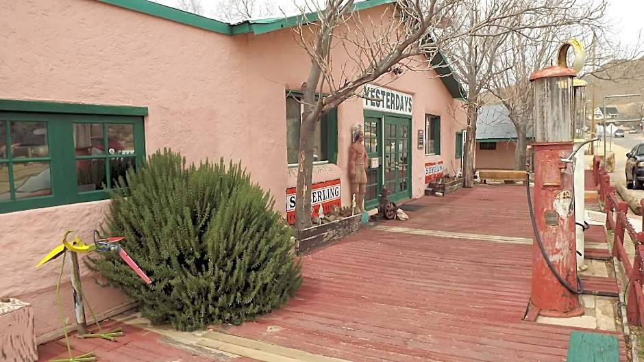 Shep's Miners Inn