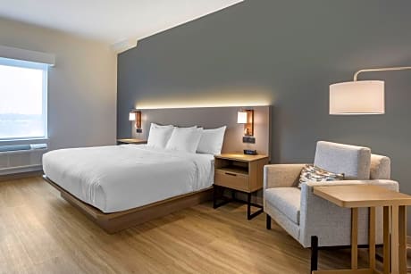 King Room - Disability Access/Non Smoking