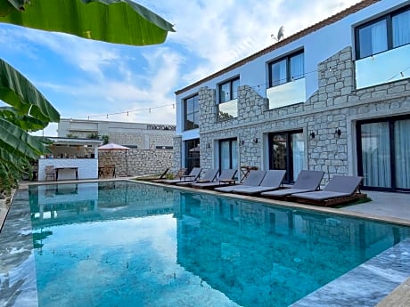 Trina Talles Hotel Alacati - Luxury Desing