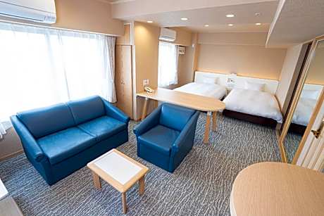 Non-smoking deluxe twin (32 square meters) [Twin room] [Non-smoking]