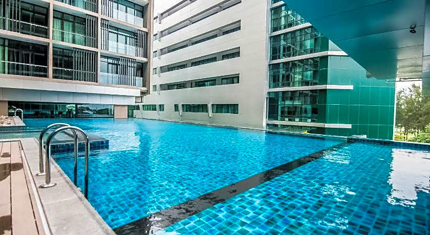 Marina Travellers Suite @ Riverson SOHO