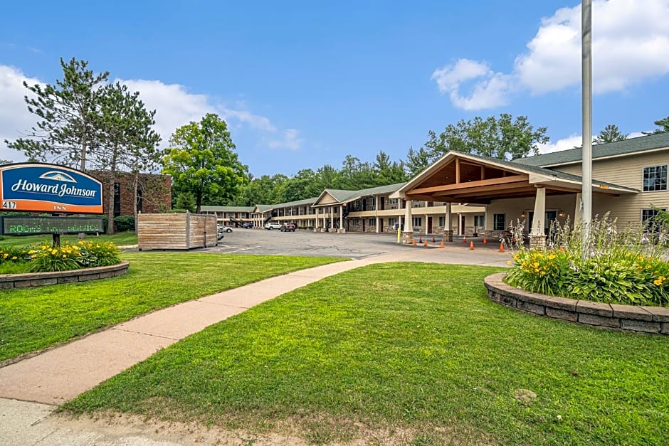 Howard Johnson by Wyndham Traverse City