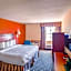 Clarion Pointe Marshall