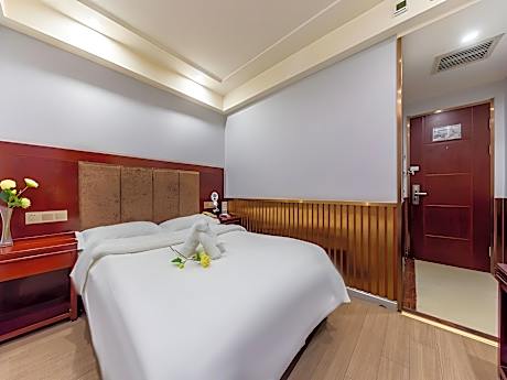 Business Queen Room