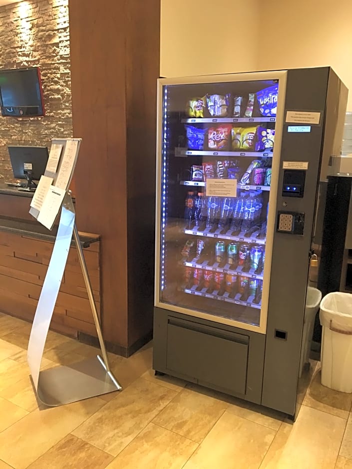 Huinid Pioneros Hotel