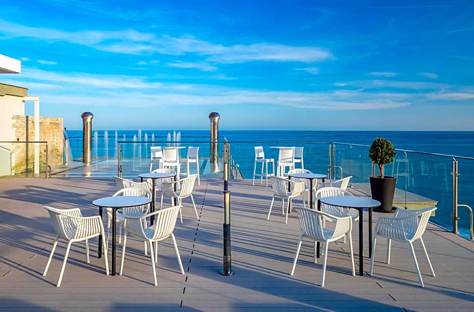 Hotel Las Arenas, Affiliated by Melia